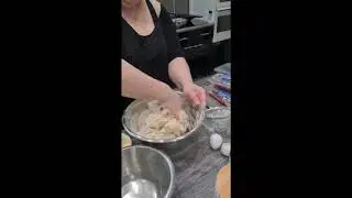 🥰🌹🌹🪻Fantastiskt gott grillkorv i br&ouml;d. G&aring;r fort att g&ouml;ra.🥰