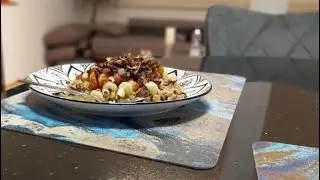 بنت أجنبية أول مرة تأكل كشري في ألمانيا