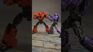 transformer fight #viral #transfirmwe #robot #creation