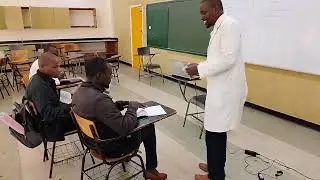 A Microteach on the Structure of Atoms
