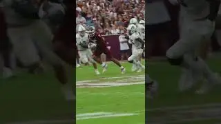 MOOSE! Check out Moose Muhammad's elite catch AND hurdle 🤯