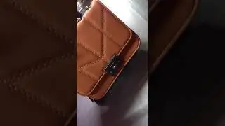 Bolsa couro eco marrom al&ccedil;a metal 20x16