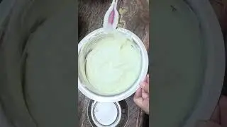 Natural body butter with shea butter,almondoil,saffron,aloe vera&vitaminE #handmade #bodybuttercream