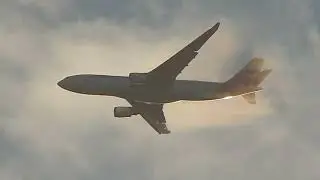 Boeing 777-300, 777,200 e Airbus A330-200 na aproximação do aeroporto Tom Jobim (RJ)