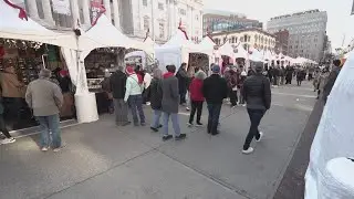 People do last-minute shopping at DC Holiday Market