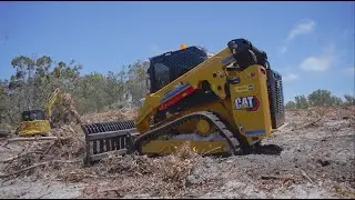 Cat&reg; 265 Compact Track Loader Customer Story - Crescent Head Excavation
