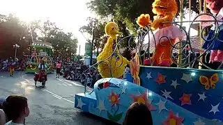 Sesame Street Party Parade & Fireworks Show/SeaWorld San Antonio June2018/San Antonio in USA Part 05