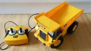 CAT Job Site Machines L&S Remote Control Vehicle - Dumptruck
