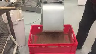 Jaymech Food Machines JFM 400 grating chocolate - 3 mm grate