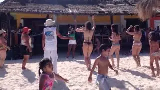 Xpuha - Riviera Maya - Yucat&agrave;n - Mexico - Beach Dance
