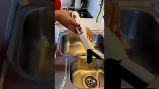Voc&ecirc; j&aacute; conhece o mini Mop ? Ele &eacute;  um esfreg&atilde;o port&aacute;til que elimina sujeira de v&aacute;rias superf&iacute;cies