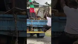 Everything must go!!! Jamaica 🇯🇲 cleaning 🧹 up 🤣🇯🇲🔨🔨😂🙏 #Jamaica soon 🔜 nice again 