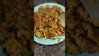 #मार्केट के तरह टेस्टी और मसालेदार समोसा घर पर बनाएं।#recipe Indian#Kajal vlogs 💙💜♥️😋😋😋🙏🙏