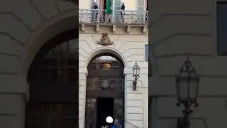 2 giugno: l'alzabandiera