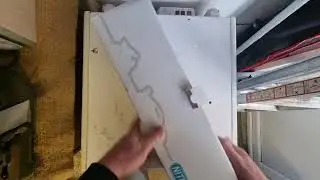Unboxing a Nitron R1 shock.