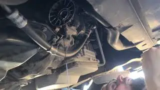 2014 Volkswagen Beetle 5 cylinder 2.5 oil change.