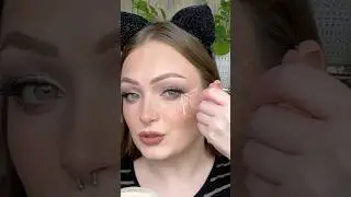 ЛАЙФХАК С МАКИЯЖЕМ В СТИЛЕ ПАУТИНЫ!!!🕷️🕸️ #урокимакияжа #красота #хэллоуин #подводкадляглаз #макияж