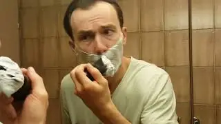 Быстрое бритье в 2 прохода и гель из баллона.