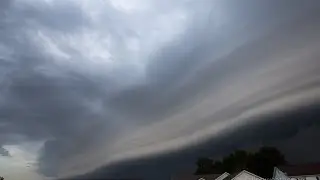 Epic Shelf Cloud Time-Lapse: St. Louis Thunderstorm 2014