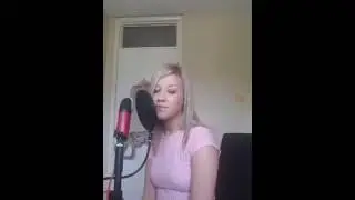 (COVER) Amazing Grace - By Laura Aston