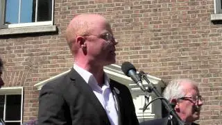 Stephen Donnelly at Special Needs Assistant demonstration 13th July 2011