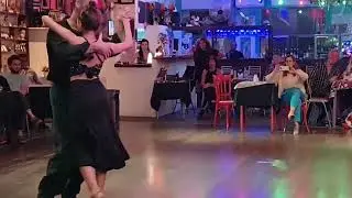 &ldquo;Mi Vieja Linda&rdquo; Emilio Pellejero bailan Flor Razzari & Juan Capriotti