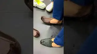 Black, brown Pakistani embroidery khussa jutti #trending #gadgillpunjabijuttistore #footwear#fashion