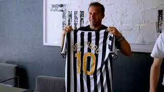 Del Piero Signs with Icons.com!