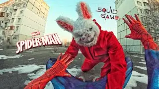 SPIDER-MAN Fights Off SQUID GAME PINK SOLDIERS (Action Parkour POV)