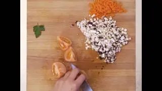 Pâte façon bolognaise pour Bébé - Les Vidéos de Bavoir & Tablier
