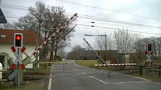 Spoorwegovergang Salzbergen (D) // Railroad crossing // Bahnübergang