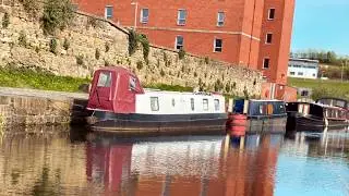 In the way by wake from old swinger to kelvin crossing the beautiful nature Glasgow Scotland اجمل
