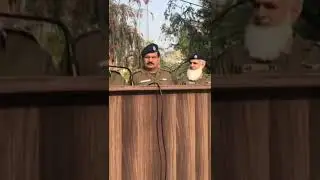 Gujrat police at Pakistan day.