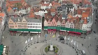 Вид на часть Брюгге с башни Belfort в 4k