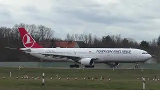 Turkish Airlines Airbus A330-303 TC-JNZ 
