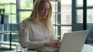 What Is Fixed Wireless? | EarthLink Business Internet Explained