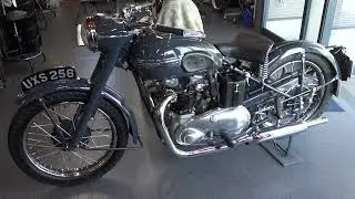1949 (1950) Triumph 6T Thunderbird.