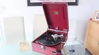 HMV Portable Gramophone Model 102c C1936