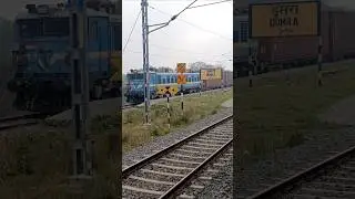 WAG-7 With Goods Container🔩#train #railway #indianrailways #railvlogger #railwaycontent #rail #wag7