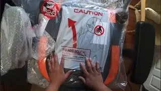 Secret Lab Titan Overwatch chair (unboxing & assemble)