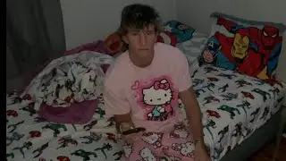 HELLO KITTY SLEEP STREAM 🩷