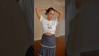 Pairing this cute polka dot skirt oversized tee 🤌🏼#skirt #oversizedtee #fashion #styleinspo #shorts