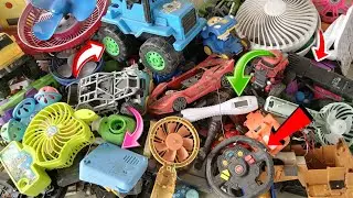 Discovering vintage items | Found a mini apple-shaped fan, a bunch of quirky toys and electronics.