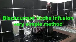 Водка настоянная на черной смородине в домашних условиях, очень простая настойка на водке