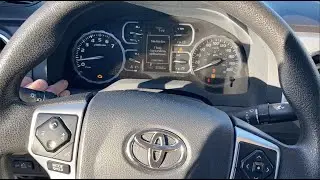 Индикатор неисправности двигателя на вашем автомобиле Toyota