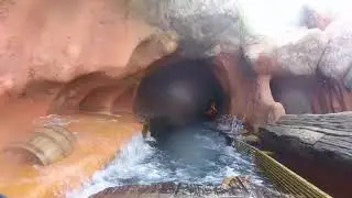 Disneyland- Splash Mountain POV in the winter