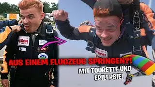 Tourette springt aus einem Flugzeug