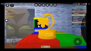 Finding the 2025 CORN MAZE TROPHY in WORK AT PIZZA PLACE - Roblox