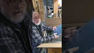 Creality falcon 2, 22wat laser engraver unboxing.
