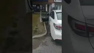 Tim Hortons drive thru 🇨🇦 #subscribe #canadian #torontocanada #canada